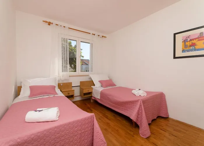 Apartment Nona - Center, 150 Meters From The Beach